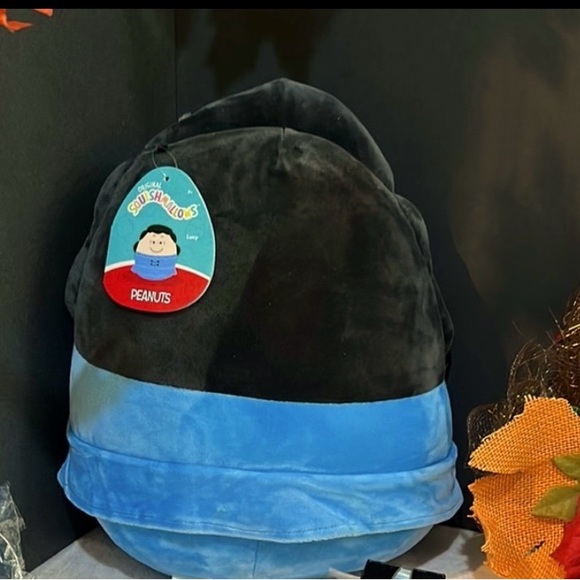 NWT  Squishmallow Lucy  collectors item - Picture 2 of 2